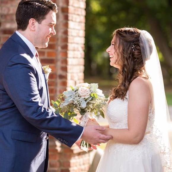 Meet your Posher, Danielle - Picture 1 of 1